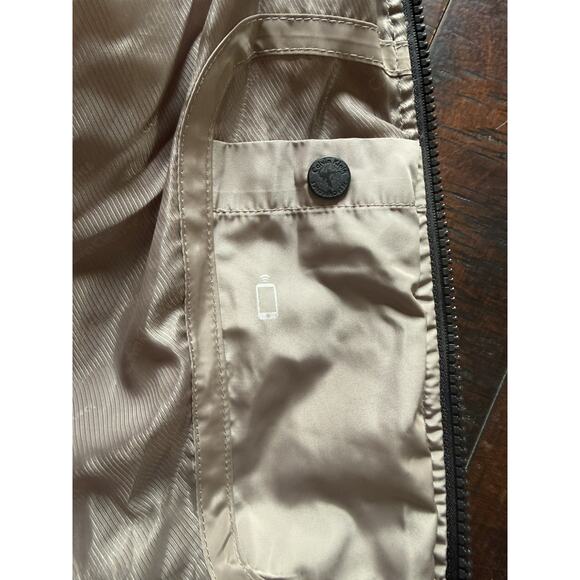 Calvin Klein Women’s Beige Performance Vest - Size Small - Picture 8 of 9